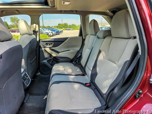 Used 2024 Subaru Forester Premium AWD/4WD image 11