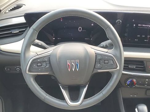 Certified 2024 Buick Encore GX Preferred AWD/4WD image 13