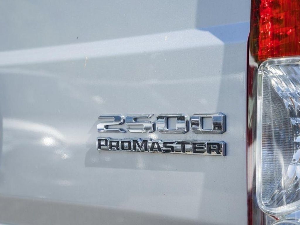 New 2025 RAM ProMaster 2500 w/ Quick Order Package 22G SLT FWD image 7