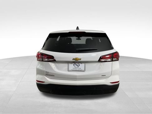Used 2024 Chevrolet Equinox LS AWD/4WD image 8