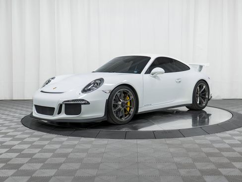 Certified 2014 Porsche 911 GT3 image 1