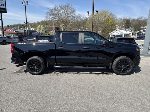 Used 2024 Chevrolet Silverado 1500 Custom w/ Rally Edition image 2