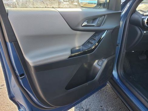 New 2026 Chevrolet Equinox LT image 9