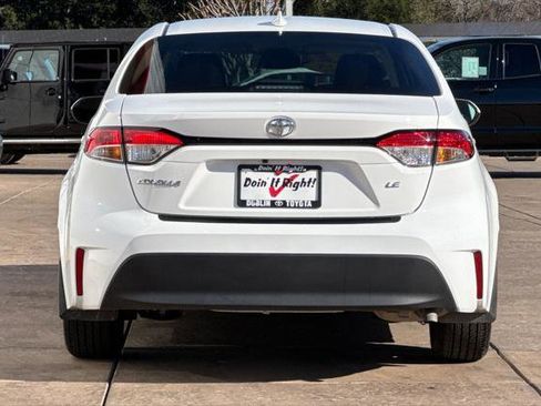 Certified 2025 Toyota Corolla LE image 6