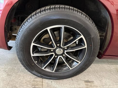 Used 2019 Dodge Grand Caravan GT image 63