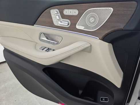 New 2026 Mercedes-Benz GLE 450 4MATIC image 16