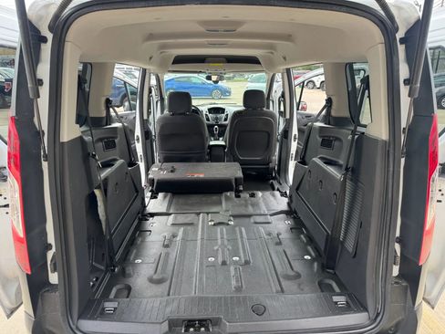 Used 2016 Ford Transit Connect XL image 33