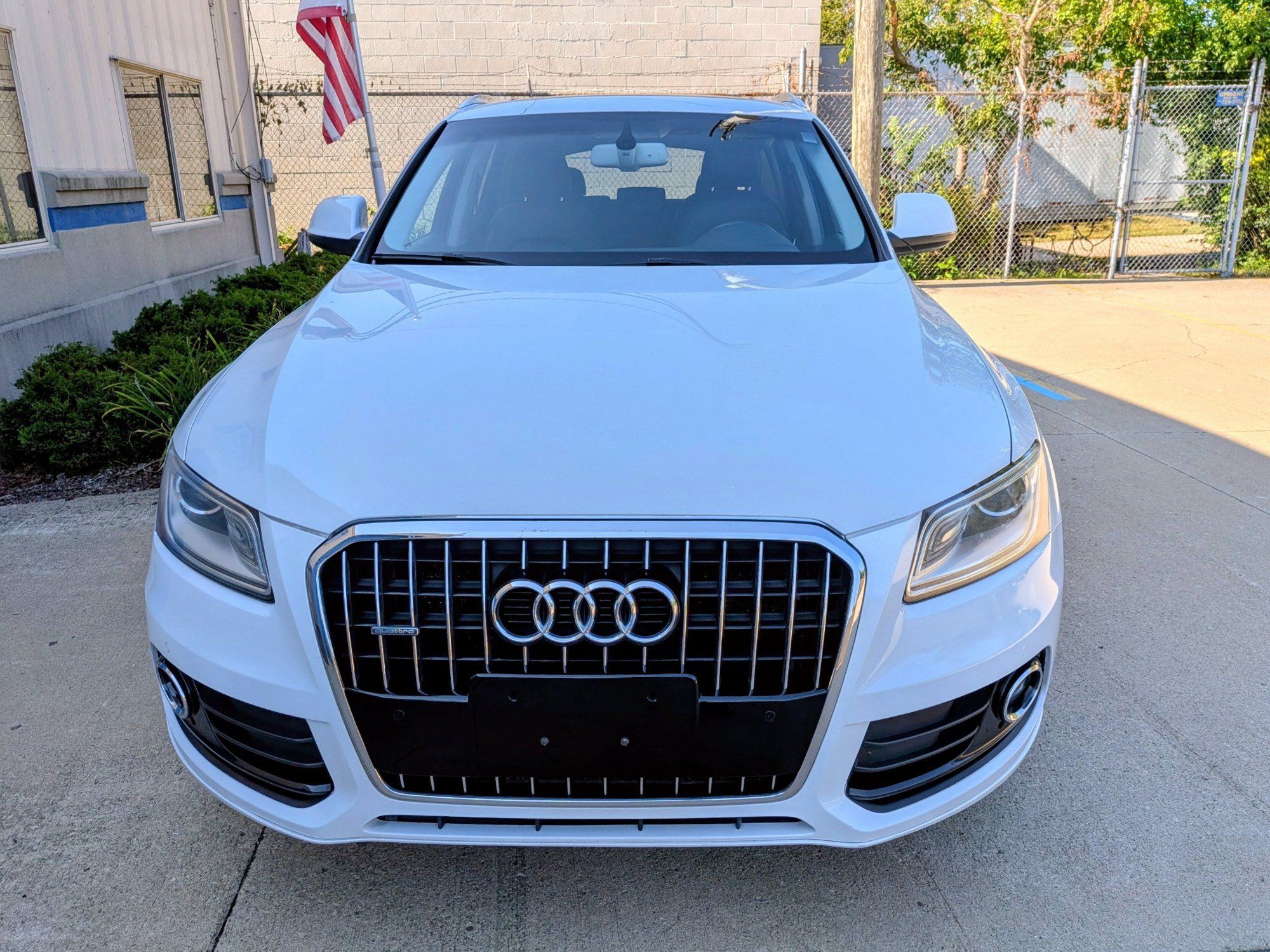 Used 2013 Audi Q5 2.0T Premium Plus AWD/4WD image 2