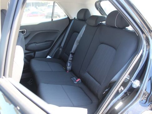 New 2026 Hyundai Venue SE FWD image 13