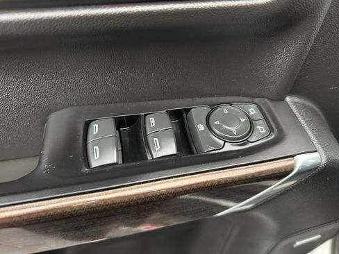 Used 2019 Chevrolet Silverado 1500 LT Trail Boss image 13