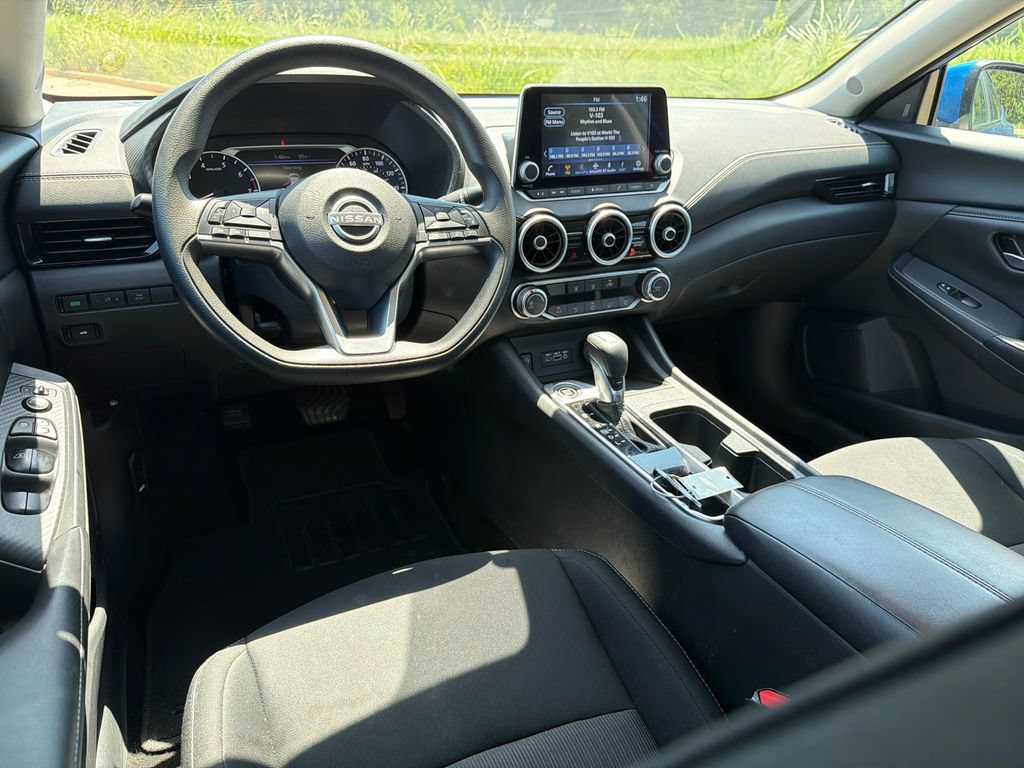 Used 2024 Nissan Sentra SV FWD image 22