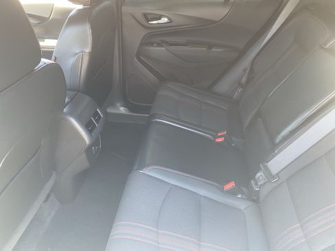 Used 2022 Chevrolet Equinox RS FWD image 16