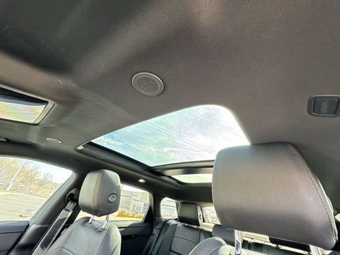 Used 2024 Land Rover Range Rover Evoque Dynamic SE image 17