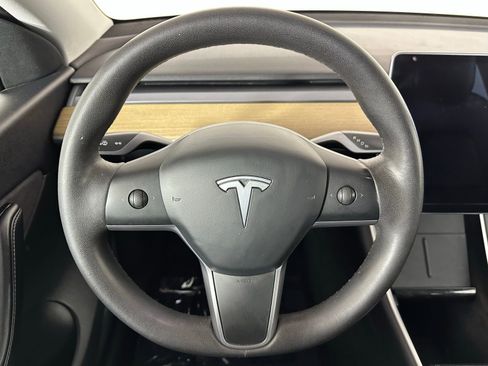 Used 2020 Tesla Model Y Long Range AWD/4WD image 11