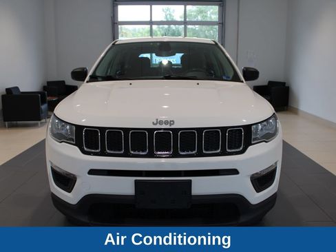 Used 2017 Jeep Compass Sport w/ Cold Weather Group AWD/4WD image 14