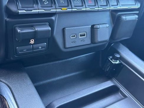 Used 2020 GMC Sierra 1500 Elevation AWD/4WD image 10