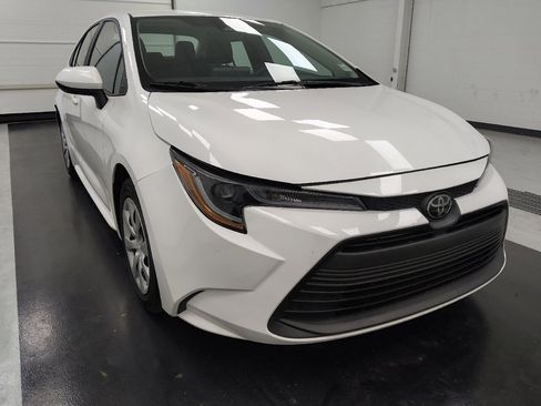 Used 2023 Toyota Corolla LE FWD image 14