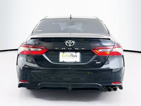 Used 2021 Toyota Camry SE FWD image 7