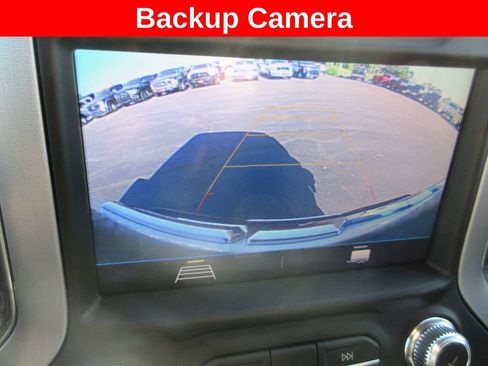 Used 2022 GMC Sierra 2500 SLE w/ SLE Value Package; AWD/4WD image 19