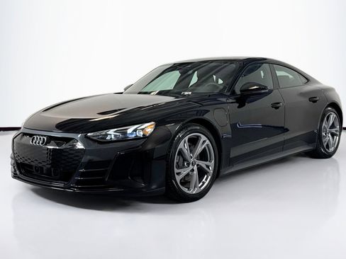 Used 2023 Audi e-tron GT Premium Plus image 1