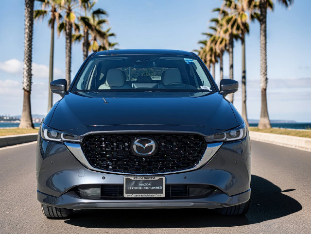 Certified 2025 MAZDA CX-5 AWD 2.5 S w/ Premium Plus Pkg image 4