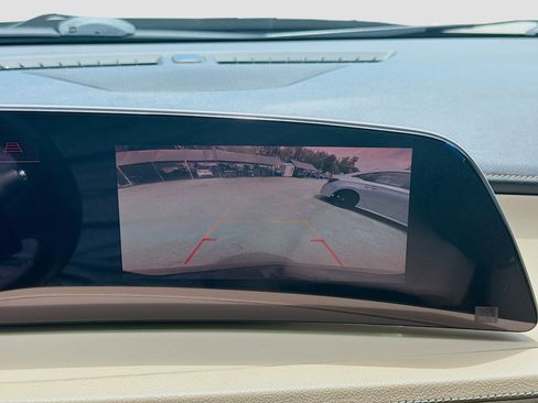 Used 2024 Cadillac XT4 Luxury FWD image 14