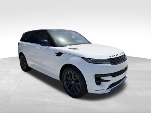 Used 2024 Land Rover Range Rover Sport Dynamic SE AWD/4WD image 3
