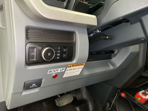 New 2024 Ford F550 4x4 SuperCab Super Duty image 19