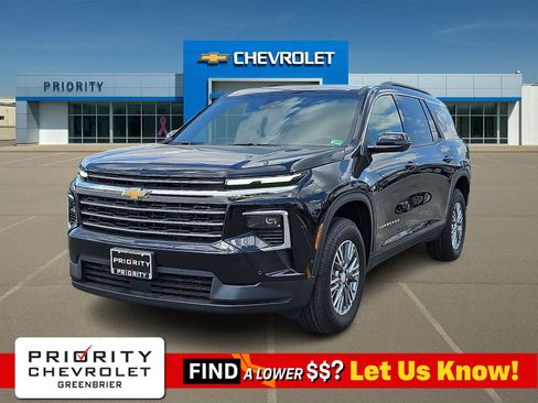 New 2025 Chevrolet Traverse LT w/ Enhanced Driving Package image 1