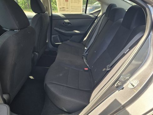 Used 2025 Nissan Sentra S FWD image 10