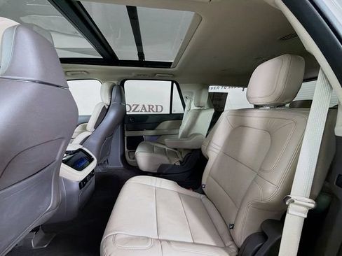 Used 2022 Lincoln Navigator Reserve AWD/4WD image 29