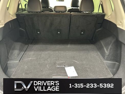 Used 2023 Nissan Rogue SV w/ SV Premium B Package AWD/4WD image 21