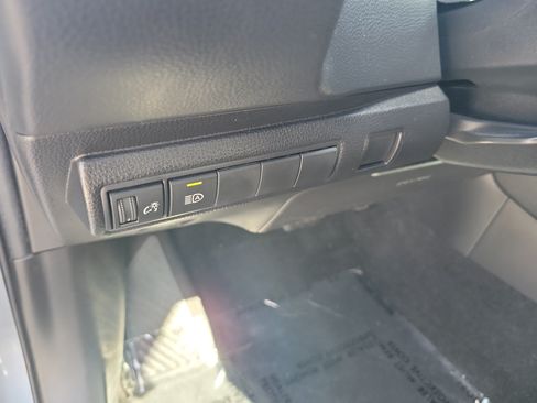 Used 2022 Toyota Corolla LE FWD image 24