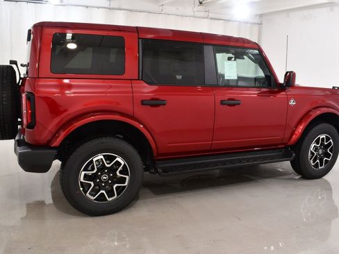 New 2026 Ford Bronco Outer Banks AWD/4WD image 11