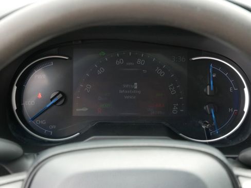 Certified 2025 Toyota RAV4 XLE AWD/4WD image 24
