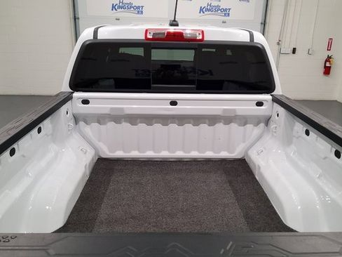 Used 2024 Chevrolet Colorado LT w/ LT Convenience Package III image 14