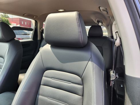 Used 2024 Honda CR-V EX-L image 11