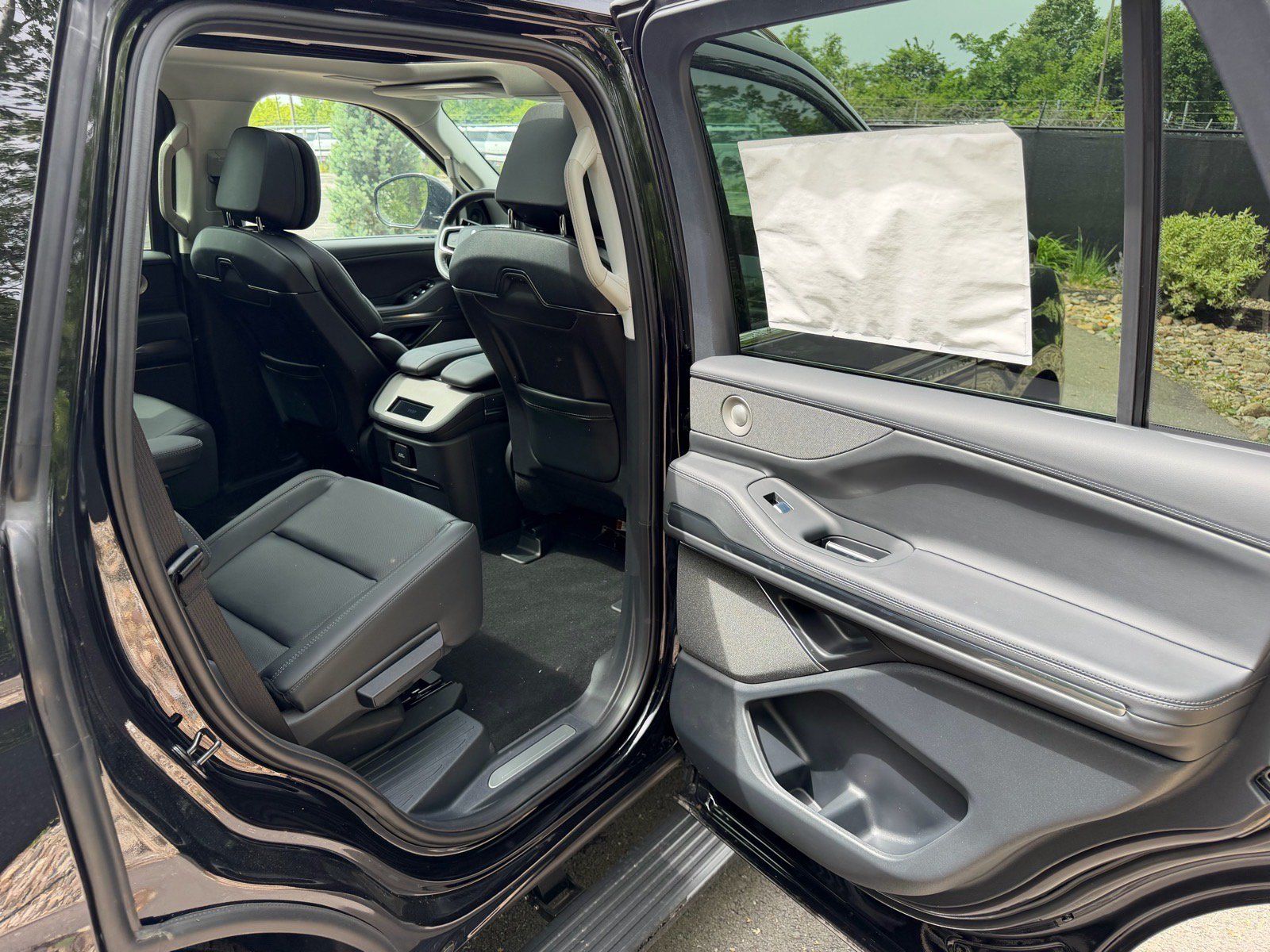 New 2026 Lincoln Navigator Reserve AWD/4WD image 14