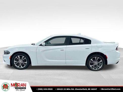 Used 2020 Dodge Charger SXT AWD/4WD image 2
