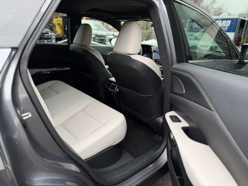 Used 2023 Lexus RX 350 Premium w/ Accessory Package (Z1) image 12