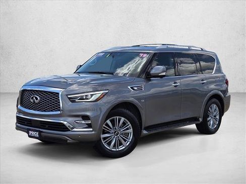Used 2019 INFINITI QX80 Luxe w/ All-Season Package RWD image 2