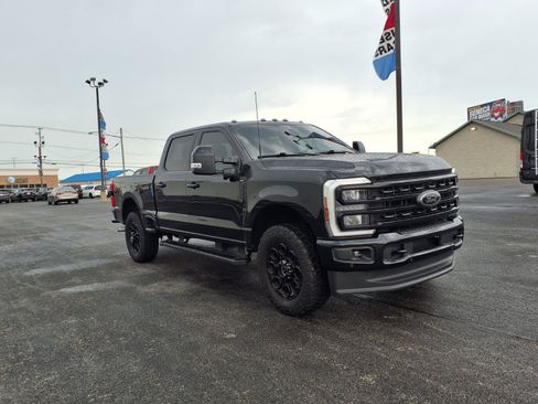 Used 2024 Ford F250 Lariat w/ Lariat Ultimate Package AWD/4WD image 3