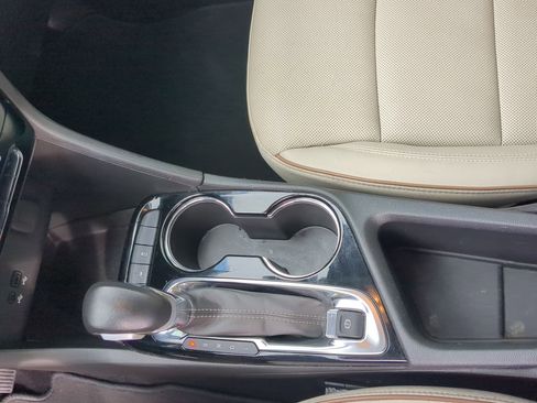 Used 2024 Buick Encore GX Avenir w/ Avenir Convenience Package image 20