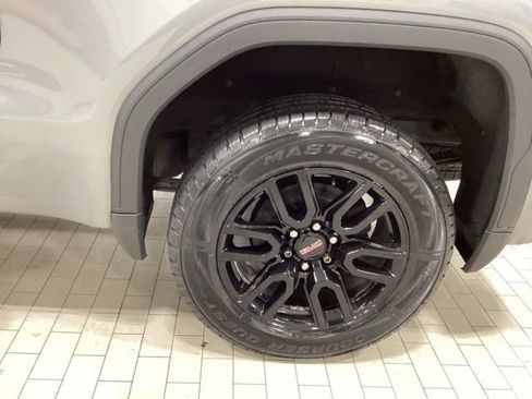 Used 2020 GMC Sierra 1500 Elevation w/ Elevation Value Package AWD/4WD image 21