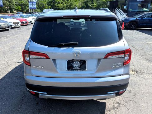 Used 2019 Honda Pilot Touring image 8
