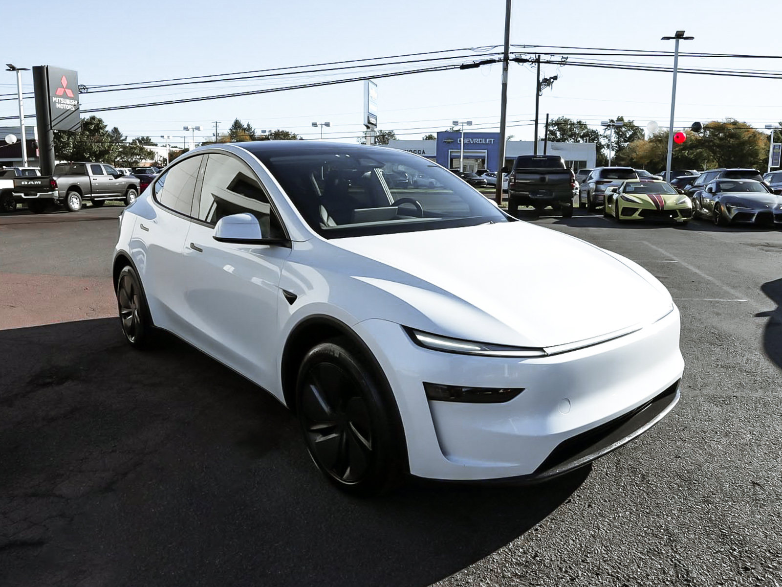 Used 2026 Tesla Model Y Long Range AWD/4WD image 3