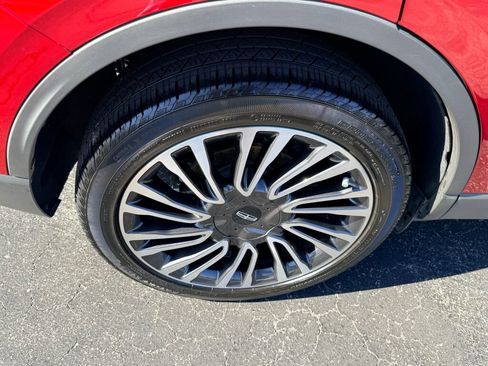 Used 2021 Lincoln Corsair Reserve w/ Equipment Group 201A image 11