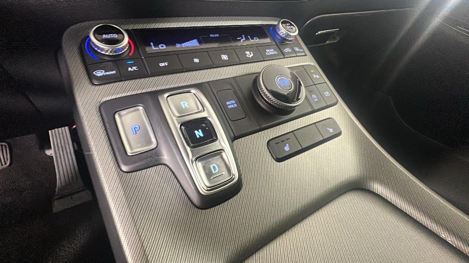 Used 2024 Hyundai Palisade SEL FWD image 23
