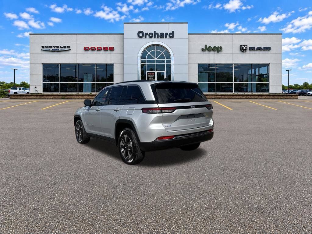 Used 2024 Jeep Grand Cherokee Limited 4xe AWD/4WD image 7