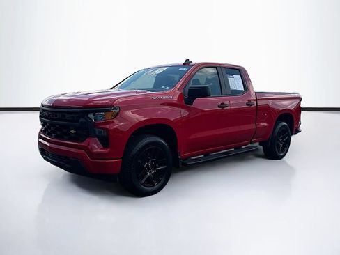 Used 2025 Chevrolet Silverado 1500 Custom AWD/4WD image 3